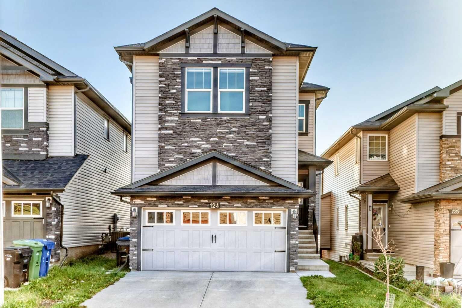 Property Photo:  124 Nolanfield Way NW  AB T3R 0M8 