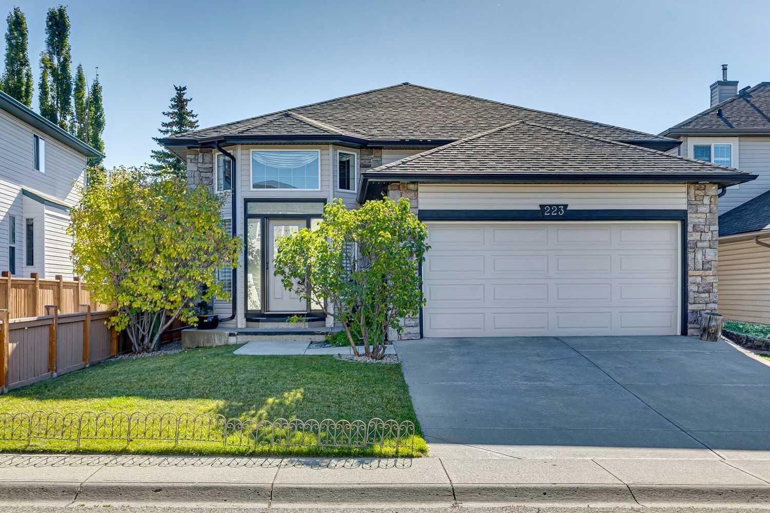 Property Photo: 223 Rocky Ridge Close NW AB T3G 4X2