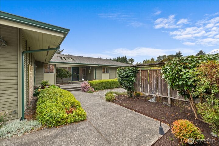 Property Photo: 8910 Whitechuck Drive WA 98208