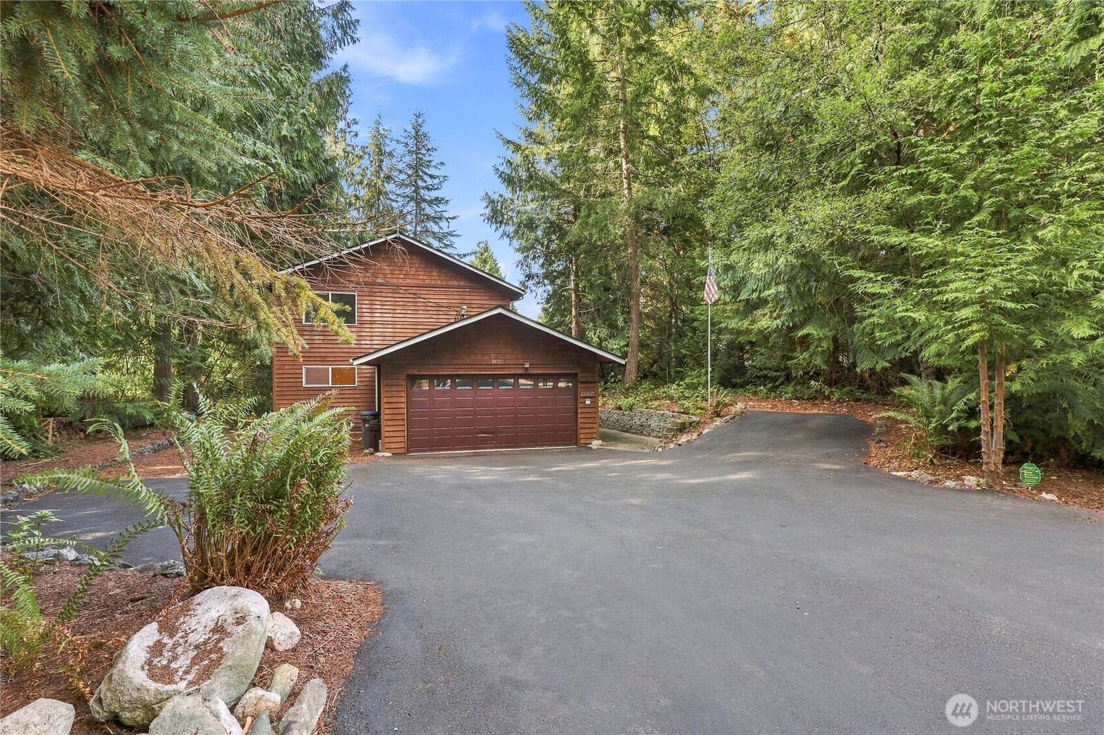 Property Photo:  5921  Cedar Court  WA 98340 