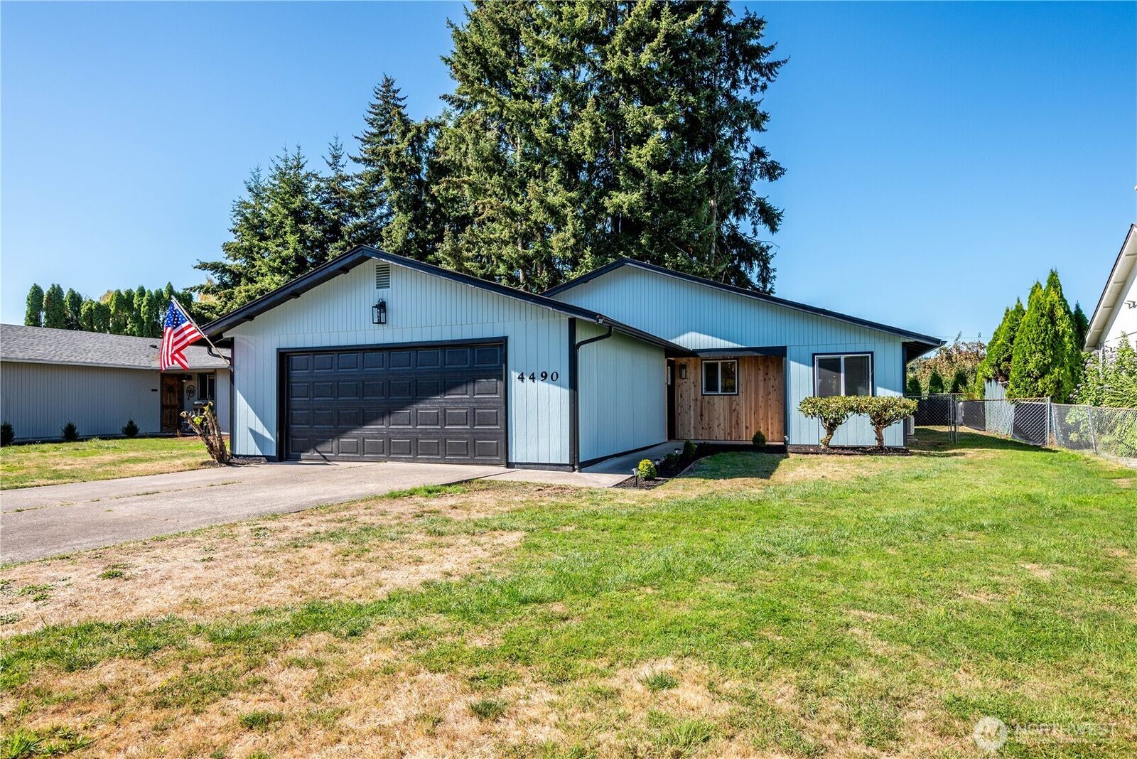 Property Photo:  4490  Constitution Lane  WA 98632 