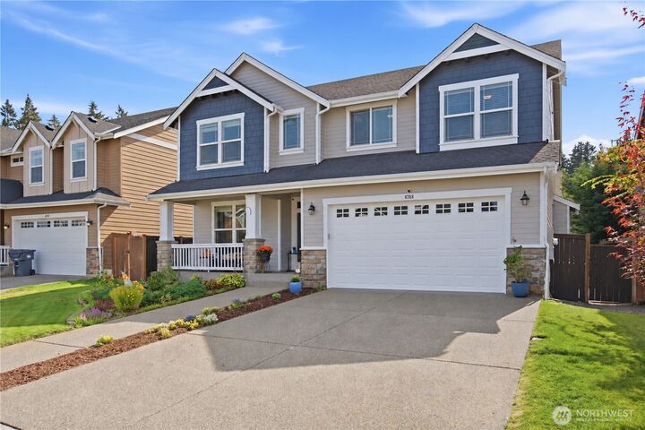 Property Photo: 4708 204th Street Ct E WA 98387