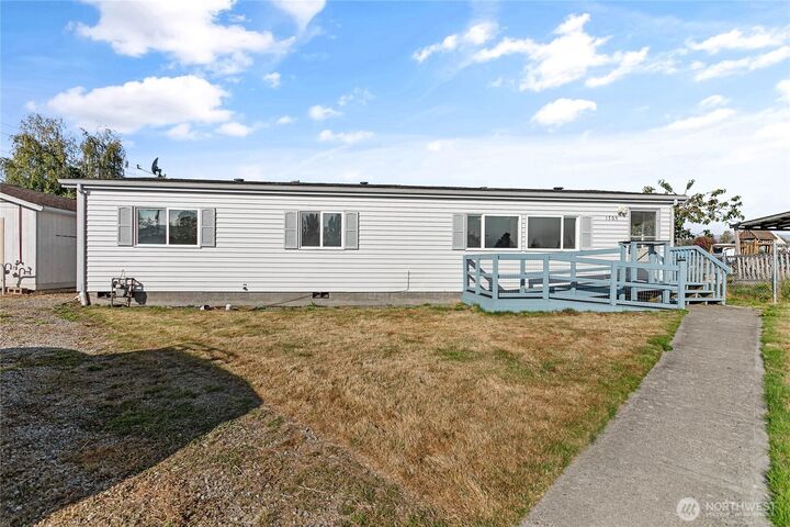 Property Photo:  1705 N 32nd Place  WA 98273 
