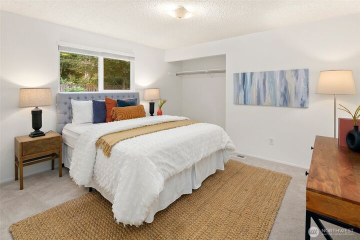 Property Photo:  2418  74th Street SE  WA 98203 
