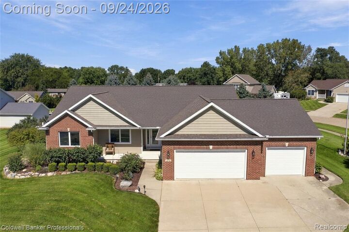 Property Photo: 3375 Fieldberry Lane MI 48813