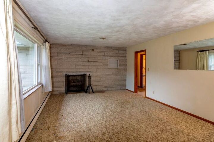 Property Photo:  1029 West 3rd Street  IN 47331 