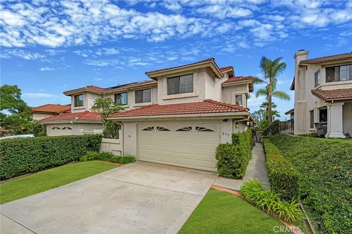 Property Photo: 835 Summersong Court CA 92024