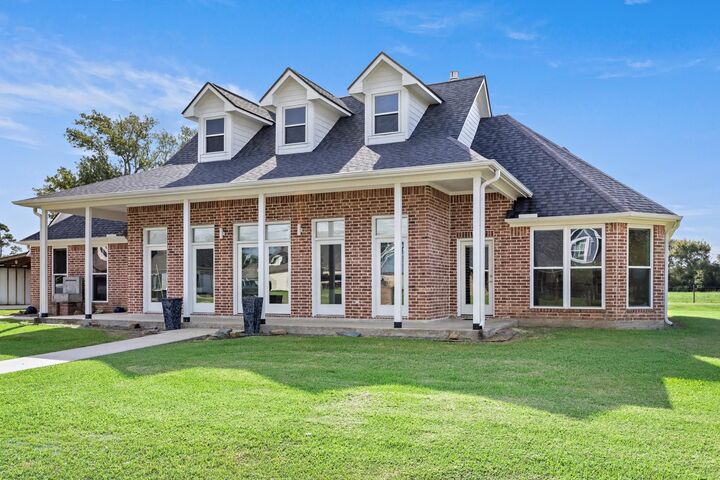 Property Photo:  5326 Atkinson Circle  TX 77630 