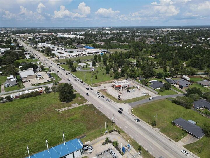 Property Photo:  4005 Nelson Road  LA 70605 