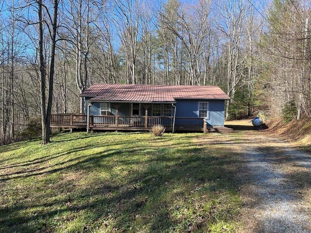 Property Photo:  4583 Haire Road  TN 37753 