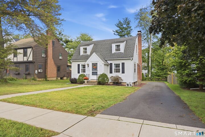 Property Photo: 110 Clifton Avenue CT 06107