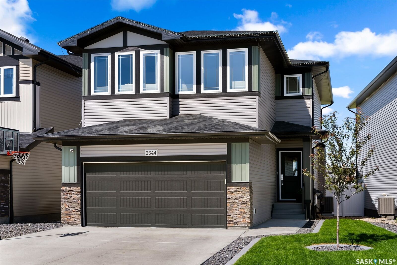 Property Photo:  3644 Gee Crescent  SK S4V 3P2 