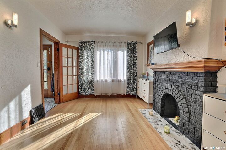 Property Photo: 1636 Garnet Street SK S4T 2Y9