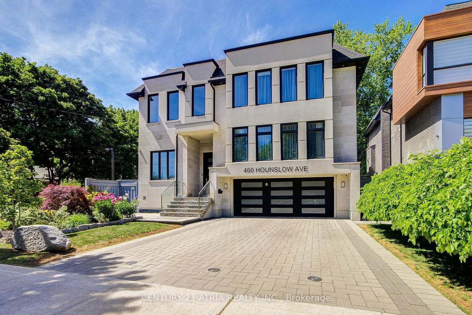 Property Photo: 460 Hounslow Avenue ON M2R 1H8