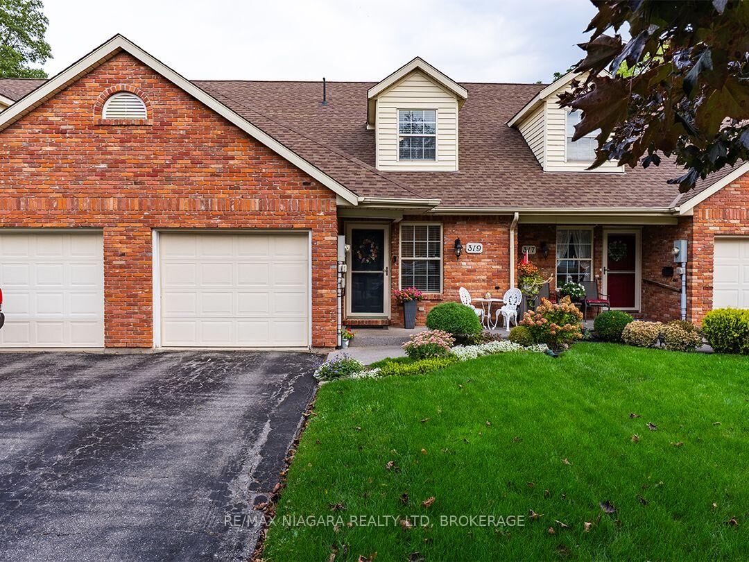 Property Photo:  319 Elgin Street  ON L3K 6A2 