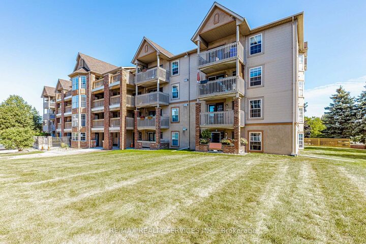 Property Photo:  4005 Kilmer Drive 310  ON L7M 4M2 