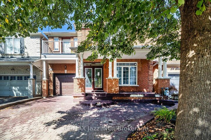 Property Photo:  32 Dent Street  ON L1T 4G1 