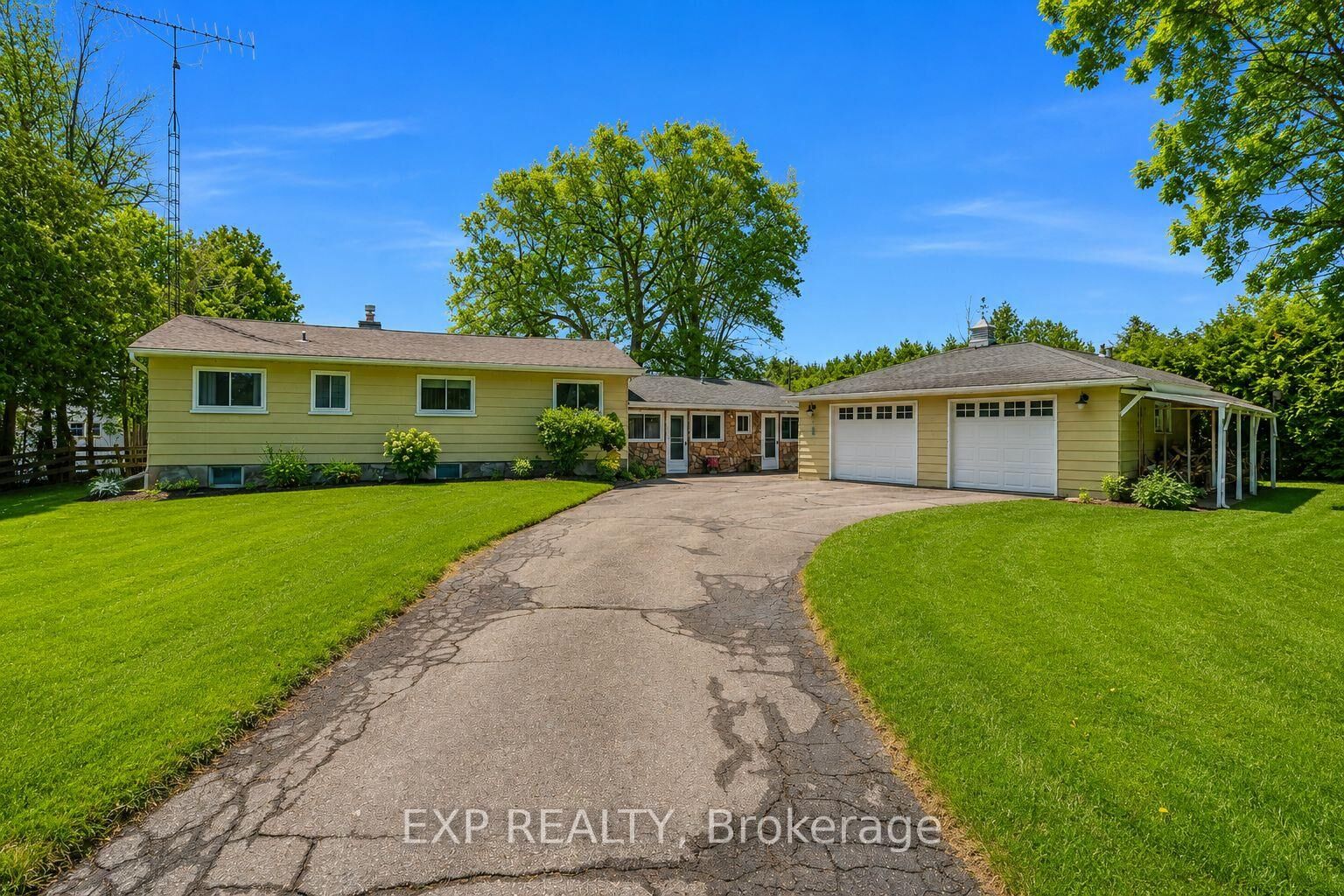 Property Photo:  561 Duclos Point Road  ON L0E 1N0 