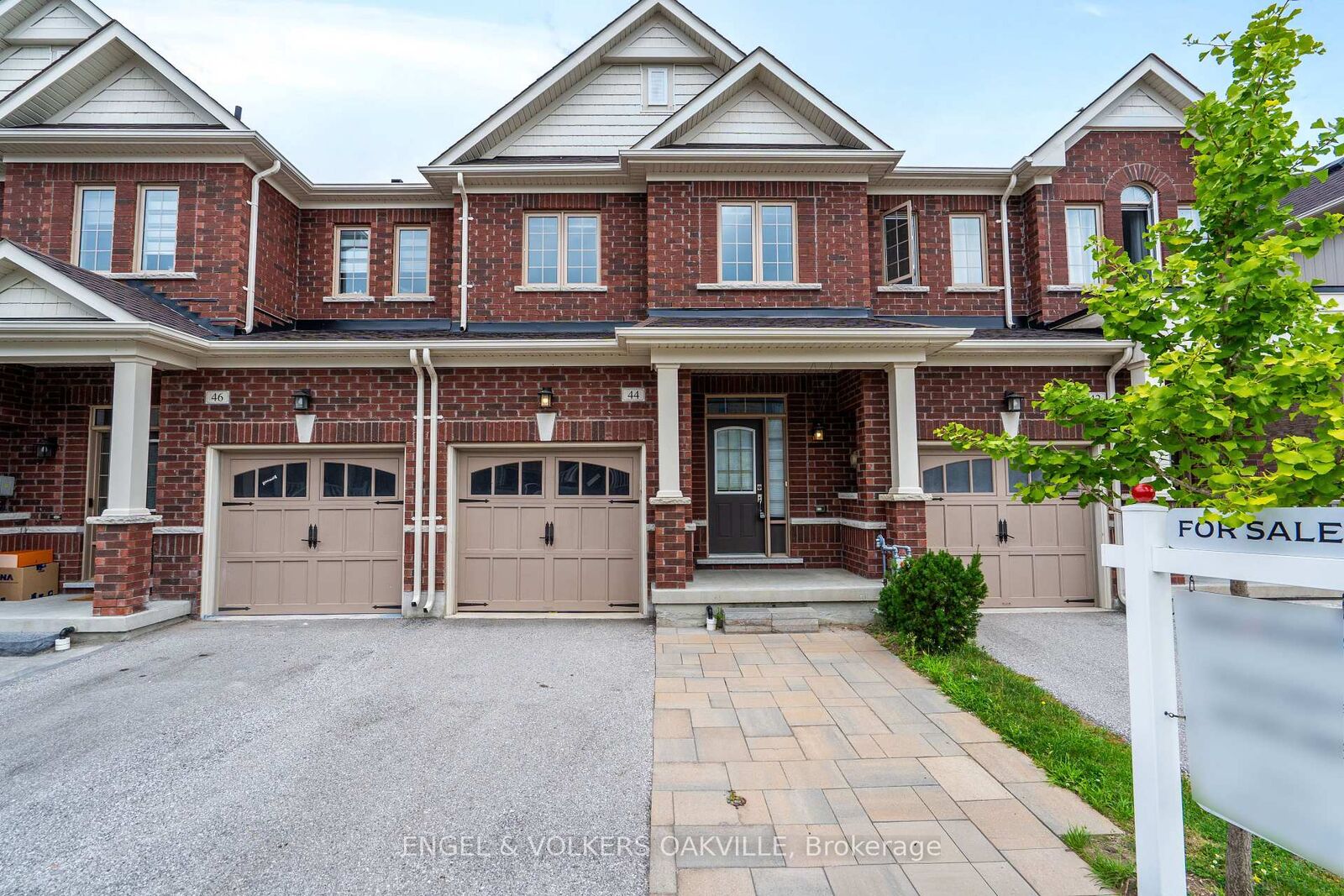 Property Photo: 44 Clifford Crescent ON L0G 1W0