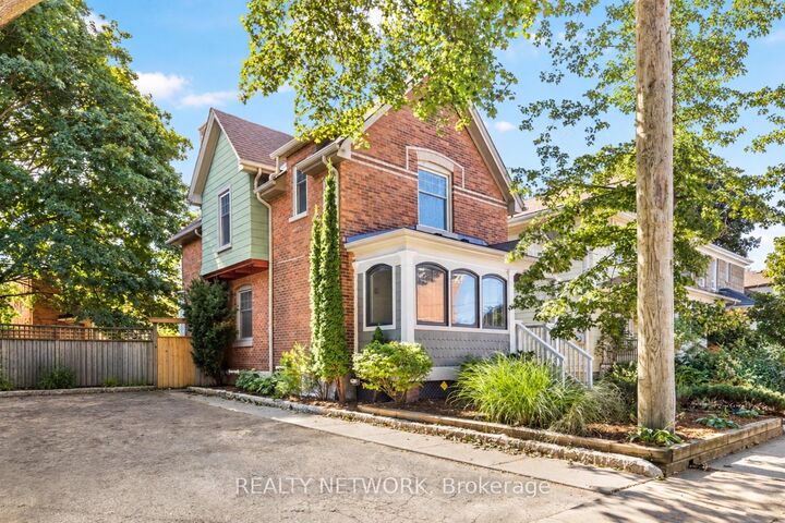 Property Photo:  17 Gerrard Street  ON L2R 5S8 