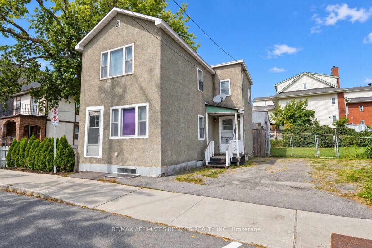 Property Photo:  321 Savard Avenue  ON K1L 7S1 