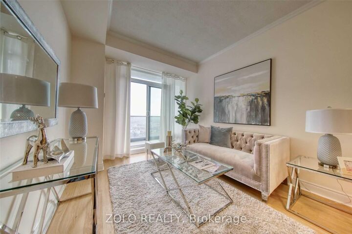 Property Photo: 7 North Park Road 1912 ON L4J 0C9