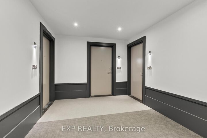 Property Photo:  10 Concord Place 209  ON L3M 0G6 