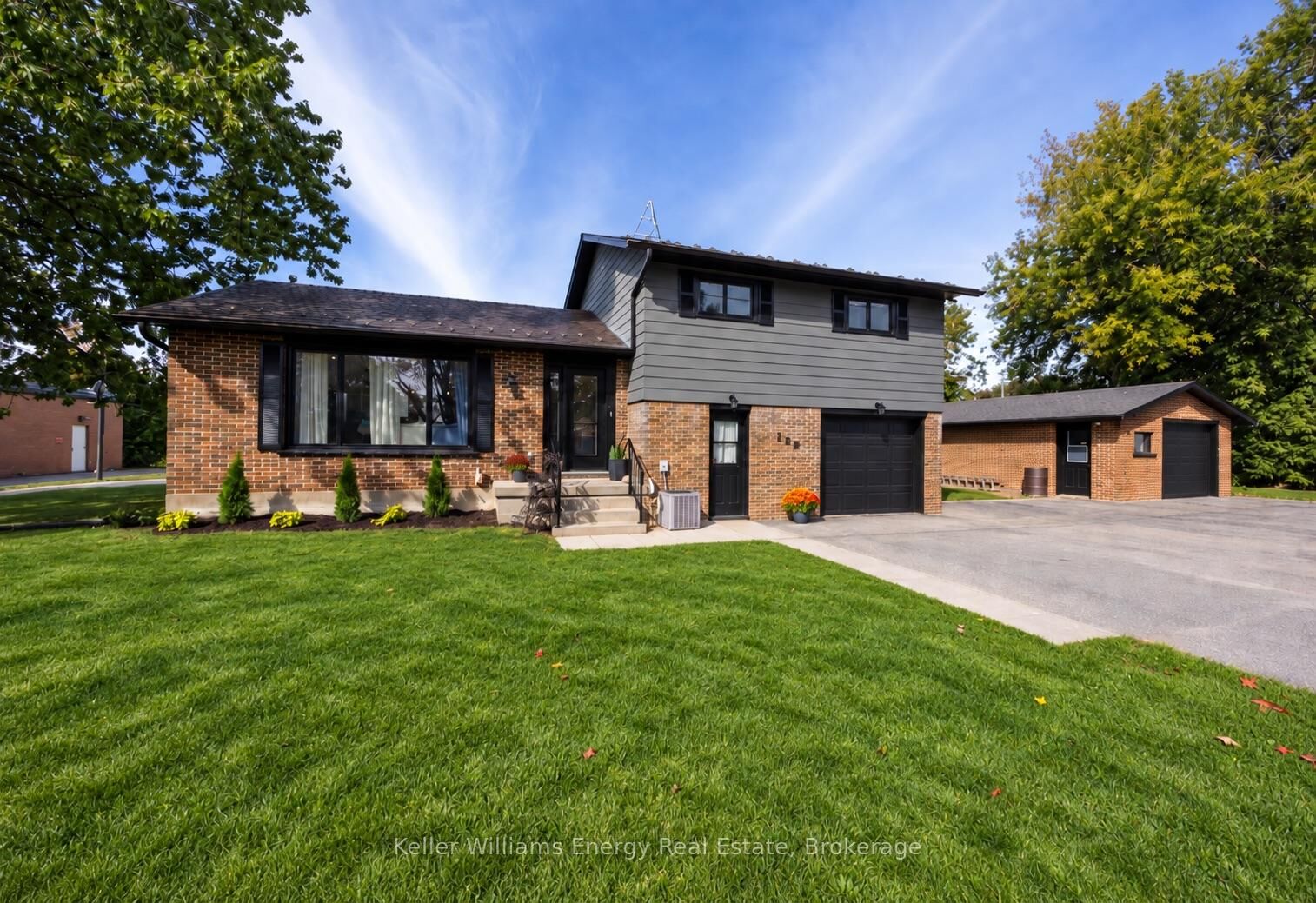 Property Photo:  190 Church Street N  ON L0B 1M0 