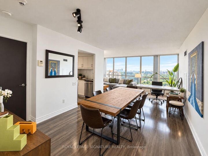 Property Photo: 33 Sheppard Avenue E 2210 ON M2N 7K1