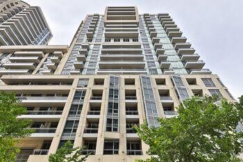 Property Photo:  9205 Yonge Street Ne103  ON L4C 6Z2 