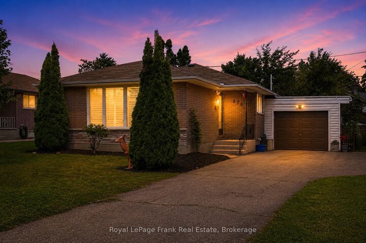 Property Photo:  870 Hemlock Street  ON K9H 6C9 