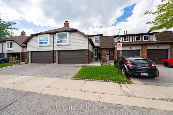 Property Photo:  12 Deeprose Lane  ON L1S 3L6 