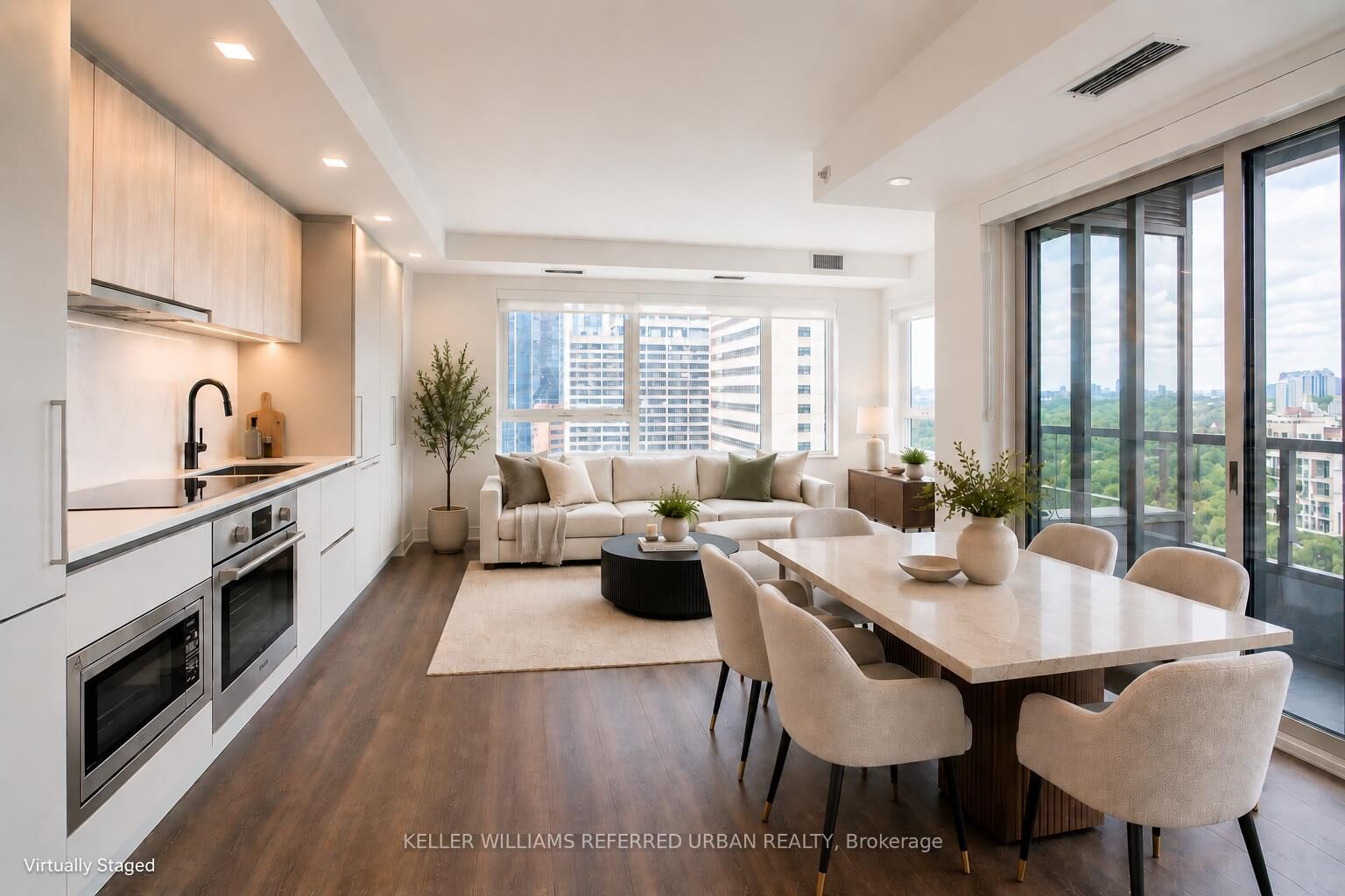 Property Photo:  609 Sherbourne Street 2104  ON M4X 0A4 