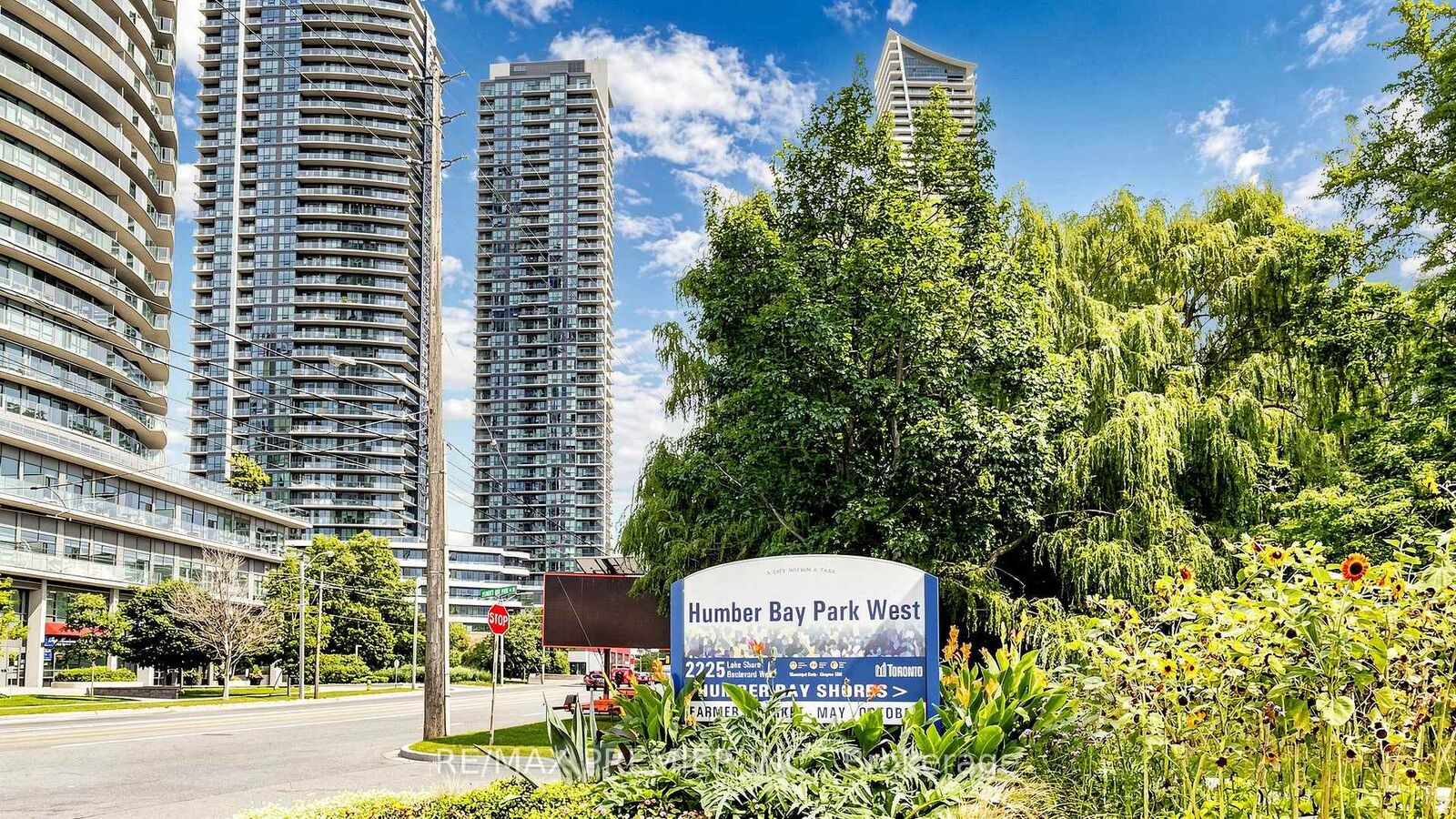 Property Photo: 2200 Lake Shore Boulevard W 4706 ON M8V 1A4
