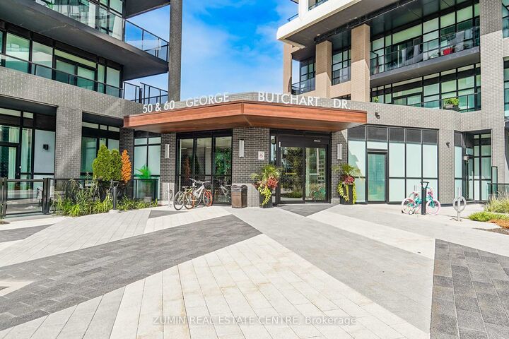 Property Photo:  60 George Butchart Drive 416  ON M3K 0A7 