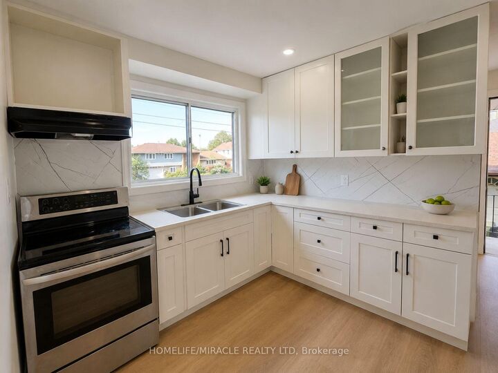 Property Photo:  5622 Lowell Avenue Main  ON L2G 4E2 