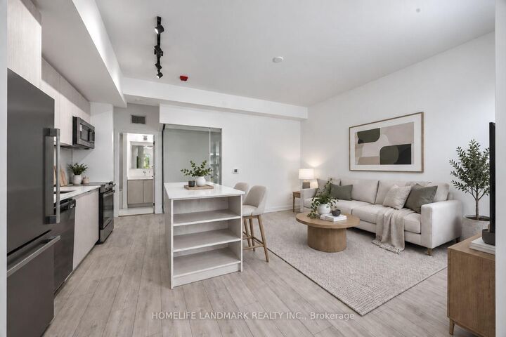 Property Photo:  172 Clonmore Drive 5  ON M1N 1Y1 