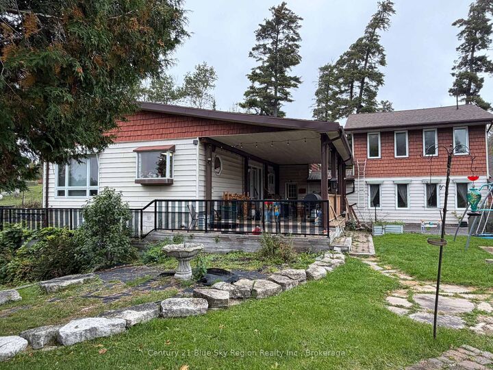 Property Photo:  6455 Highway 11 N/A N  ON P0H 2H0 