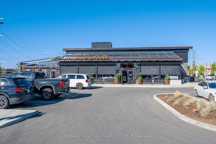Property Photo: 251 Northfield Drive E 521 ON N2K 0G9