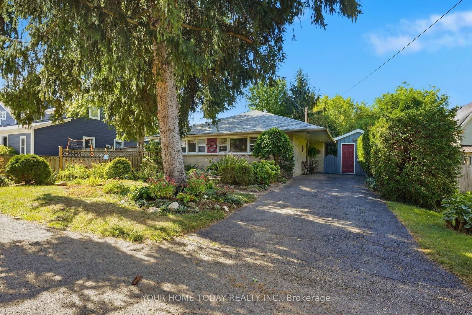 Property Photo:  57 Edith Street  ON L7G 3B4 