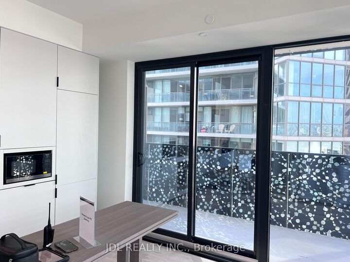 Property Photo:  55 Charles Street E 4009  ON M4Y 0J1 