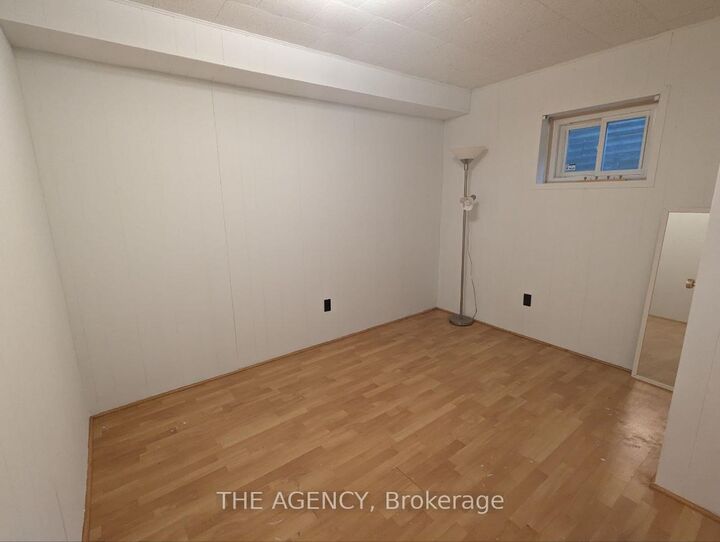 Property Photo:  124 Van Horne Avenue  ON M2J 2T1 