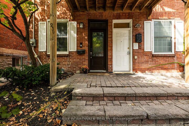 Property Photo: 239 Wilbrod Street ON K1N 6L8