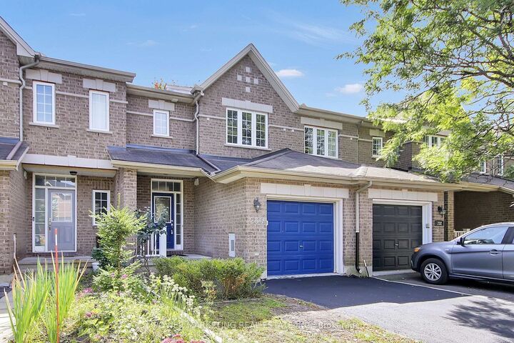 Property Photo:  230 Bookton Place  ON K1V 2H5 