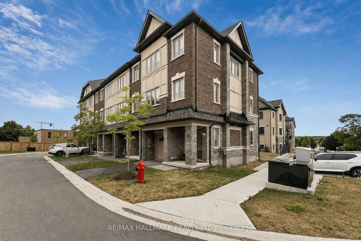 Property Photo:  68 First Street 35  ON L9W 2E4 