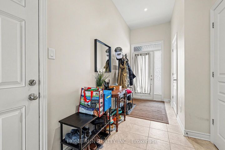 Property Photo:  257 Dolce Crescent  ON K1X 0B3 