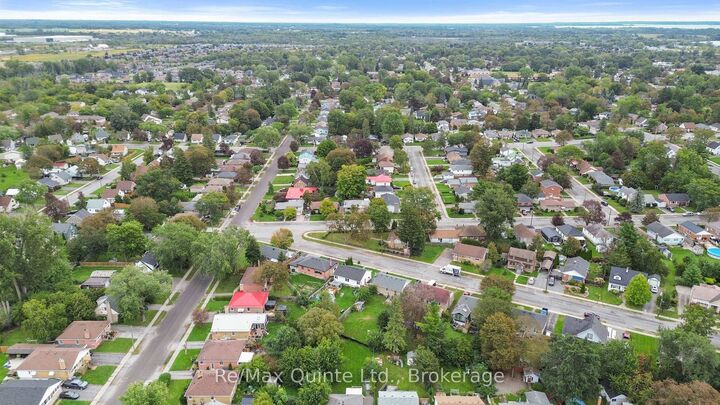 Property Photo:  99 Bertram Boulevard  ON K8N 4C5 