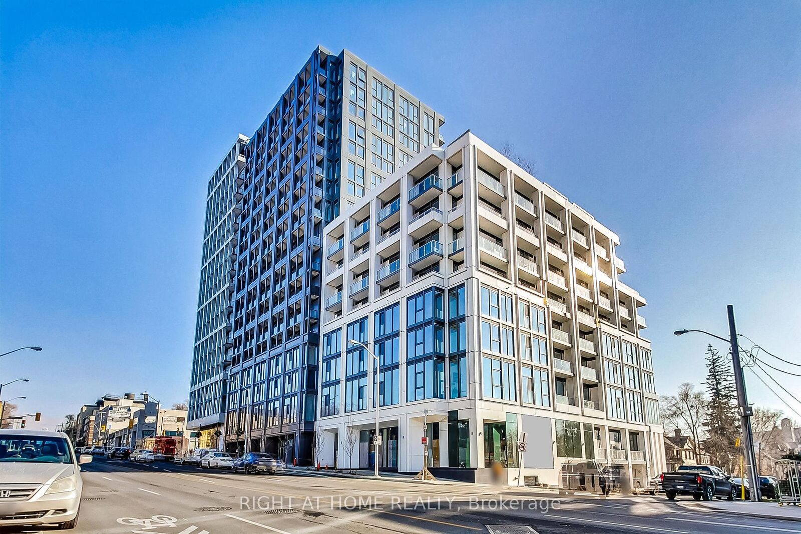Property Photo:  2020 Bathurst Street 519  ON M5P 0A6 