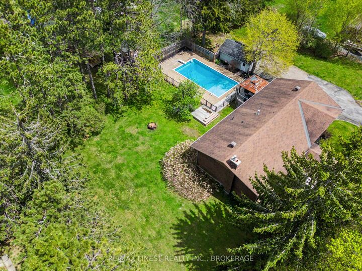 Property Photo:  2518 Rideau Ferry Road  ON K7H 3C7 