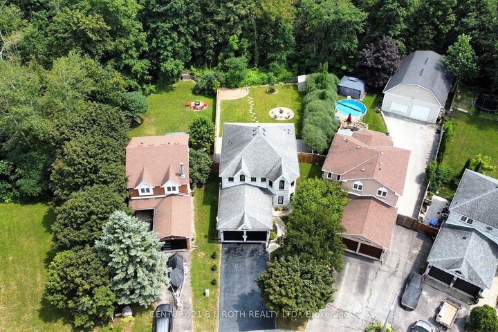 Property Photo:  1077 Corrie Street  ON L9S 1T7 